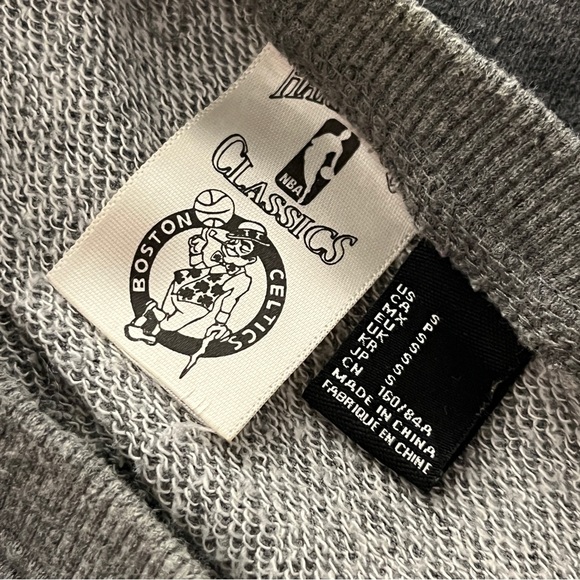 Boston Celtics cropped sweatshirt women size Small - Picture 4 of 10